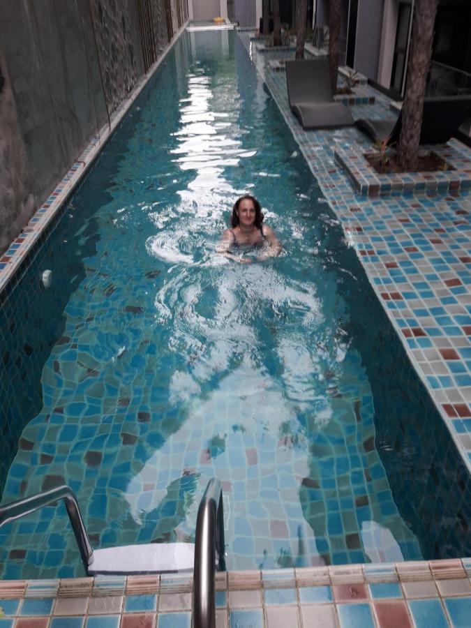 Двух-Комнатная Квартира В Кондоминимуме "Tropikal Garden" Pattaya ภายนอก รูปภาพ